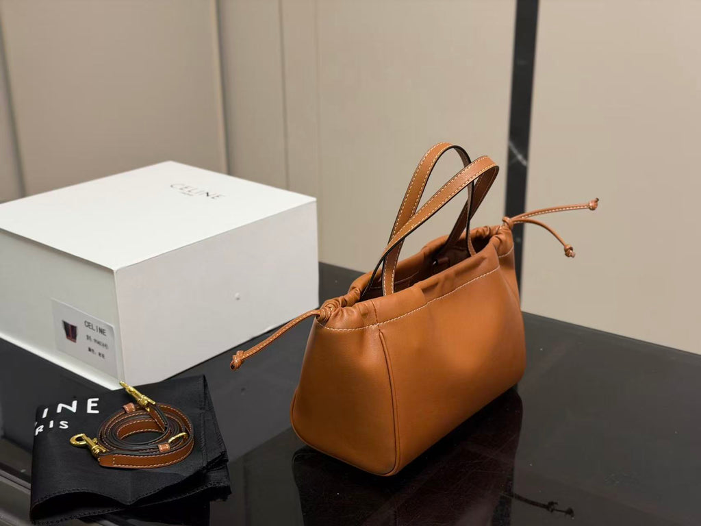 CELINE Tote Bag in Brown