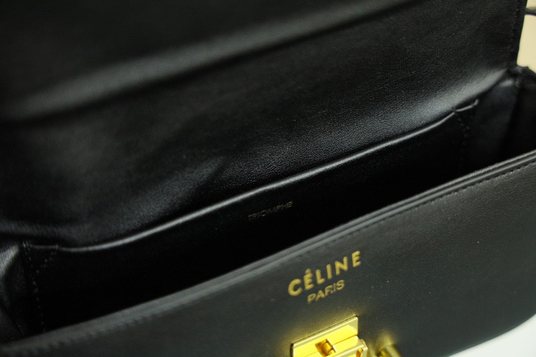 CELINE Triomphe Shoulder Bag — Leather | Black