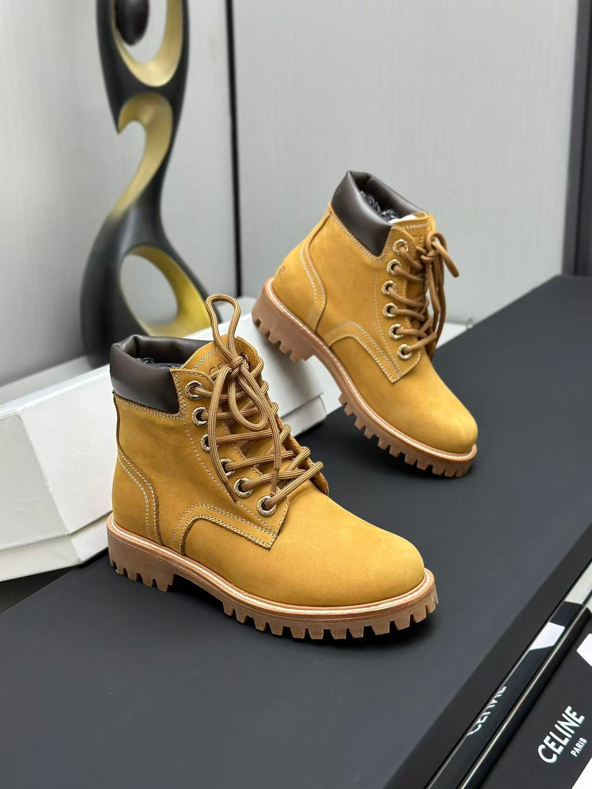Celin Celine Yang Mi with Martin rhubarb boots 35-45