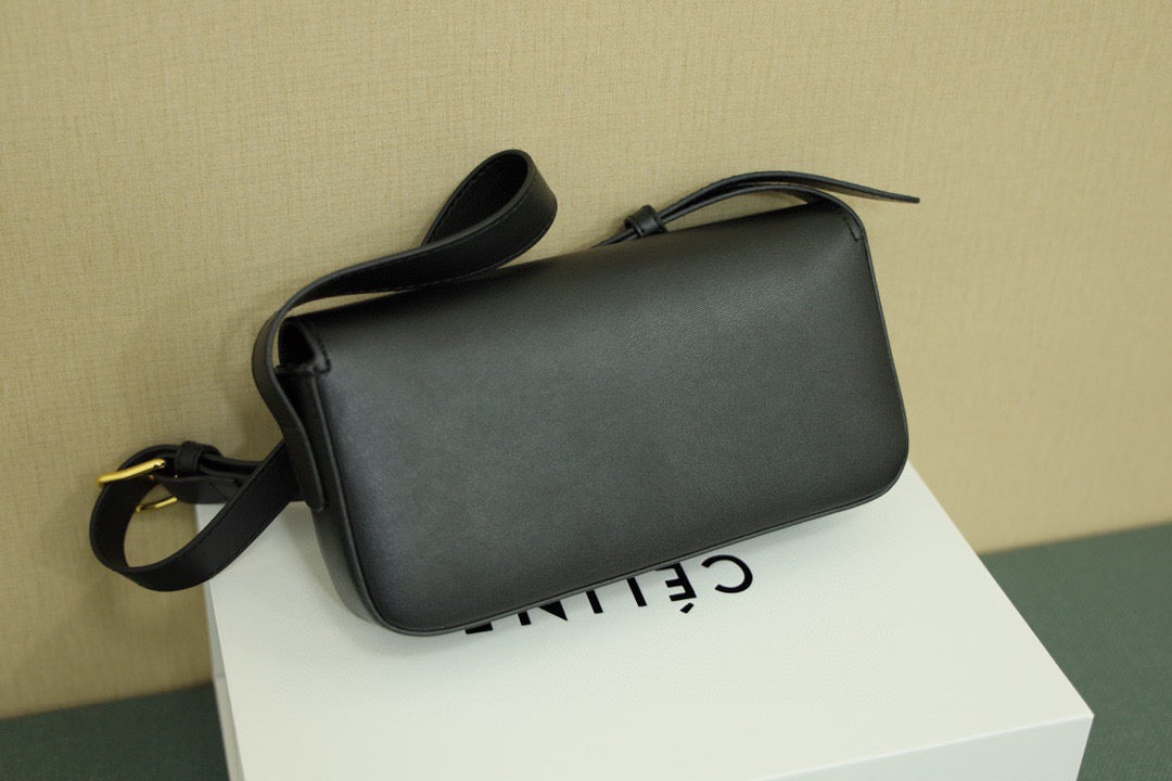 CELINE Triomphe Shoulder Bag — Leather | Black