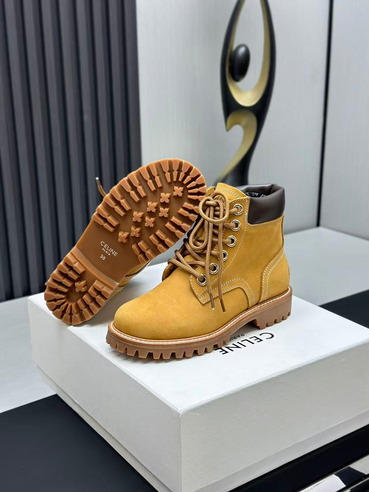 Celin Celine Yang Mi with Martin rhubarb boots 35-45