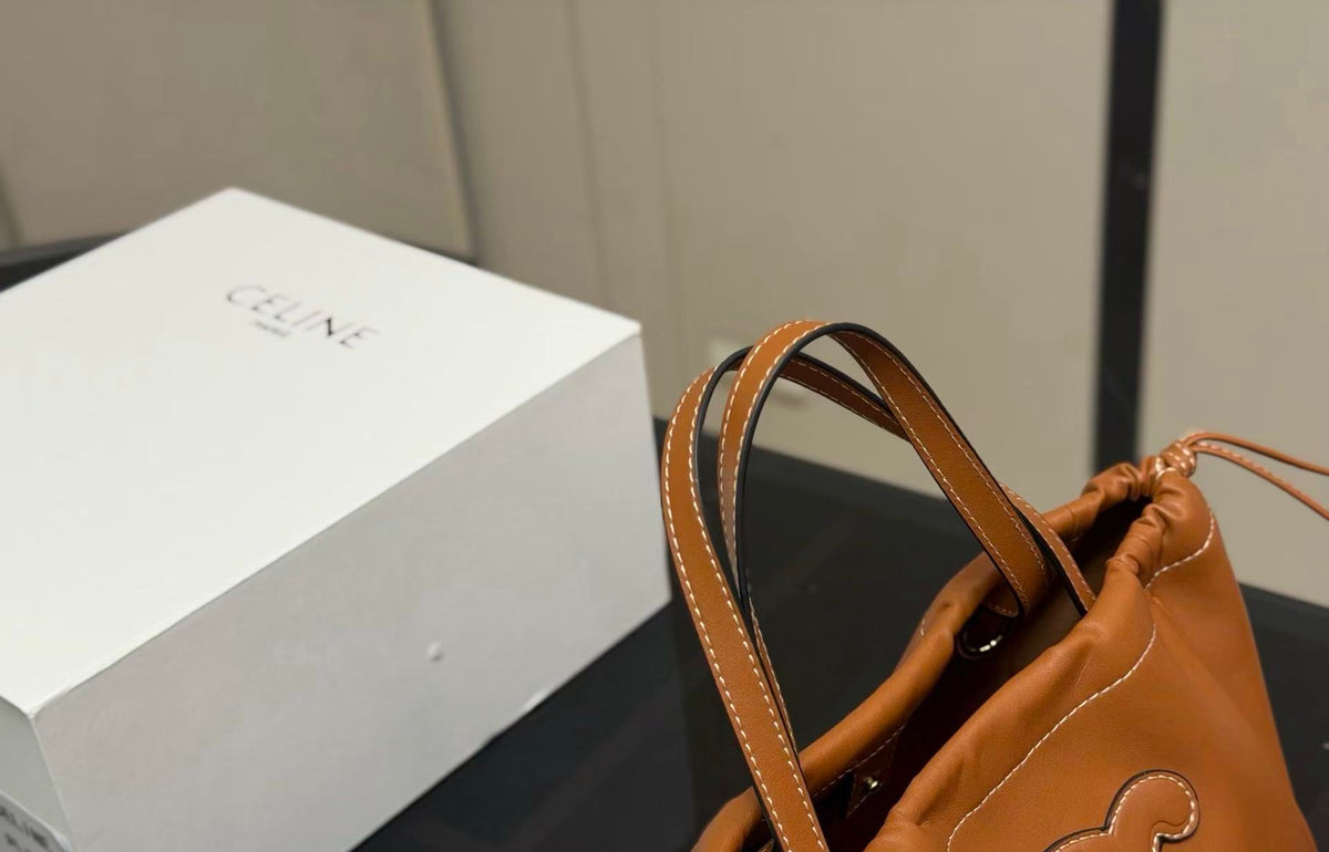 CELINE Tote Bag in Brown