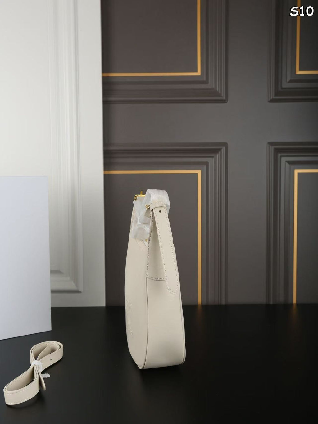 CELINE Héloïse Underarm Shoulder Bag in White