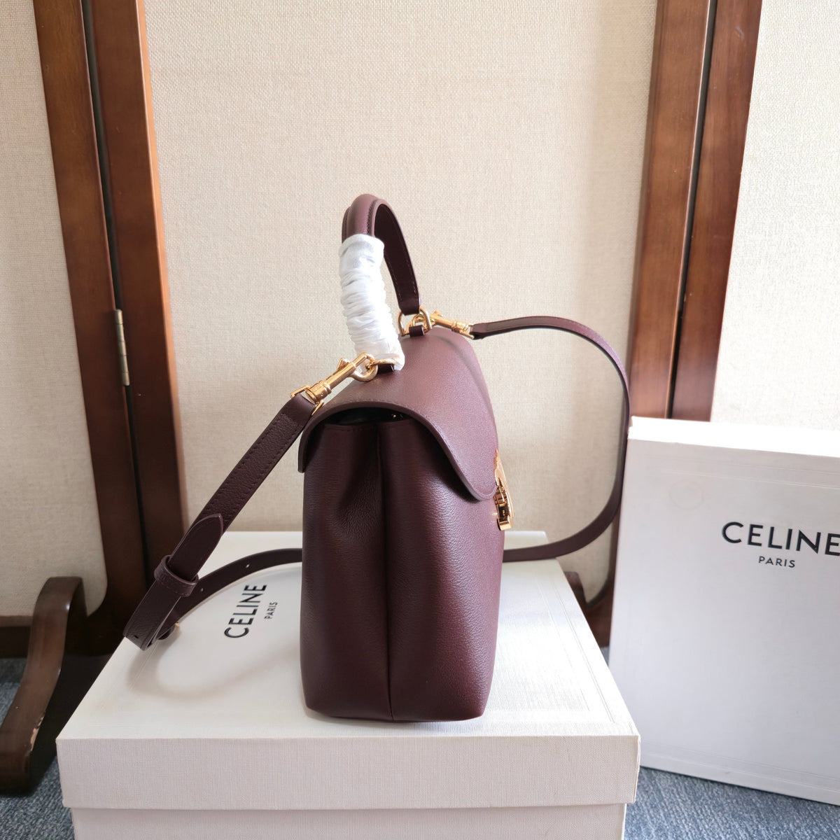 CELINE Triomphe Kelly Bag in Burgundy
