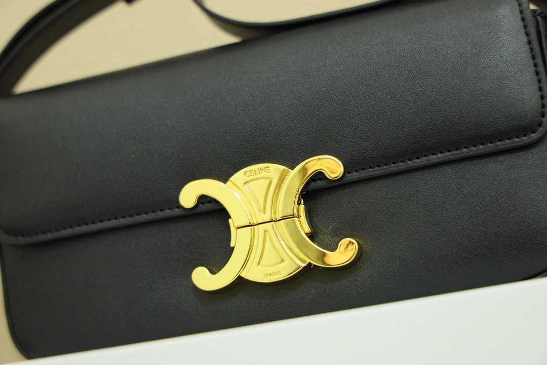 CELINE Triomphe Shoulder Bag — Leather | Black