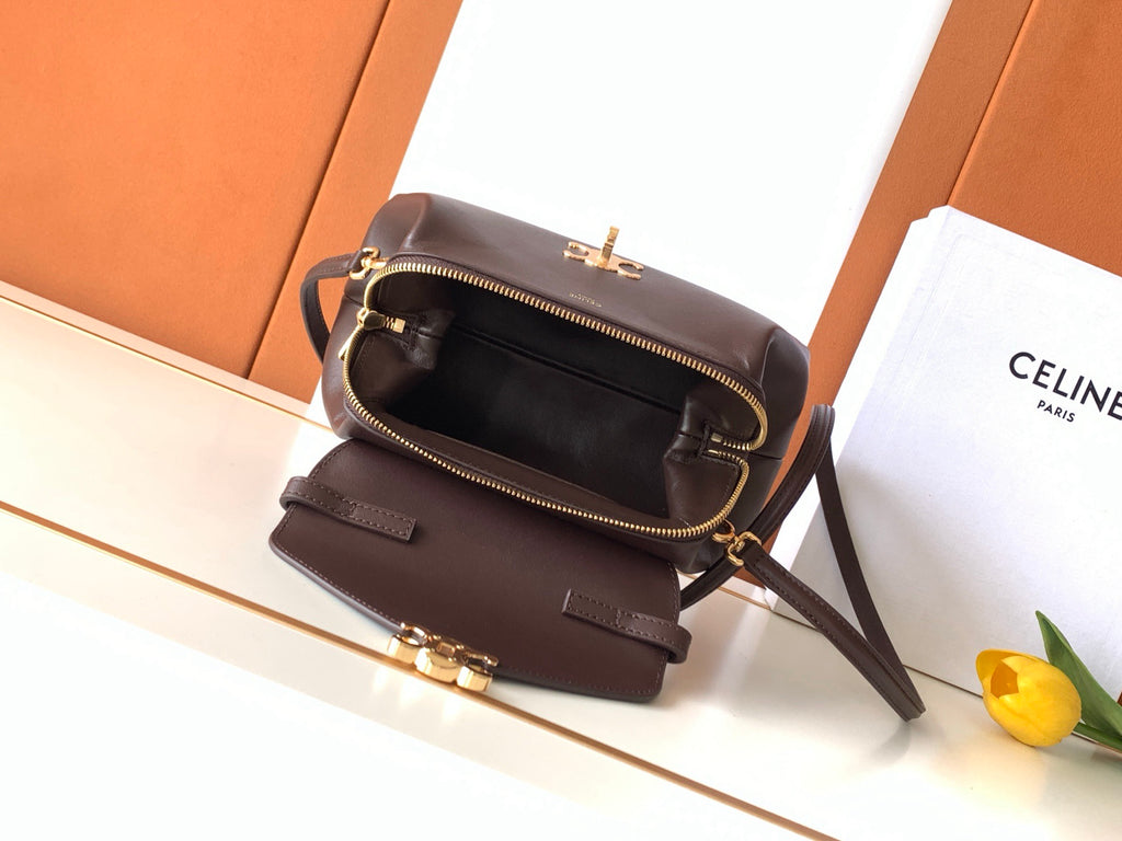 CELINE Flair Bag in Burgundy