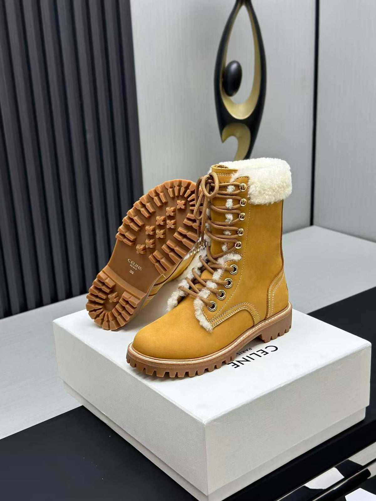 Celin Celine Yang Mi with Martin rhubarb boots 35-45