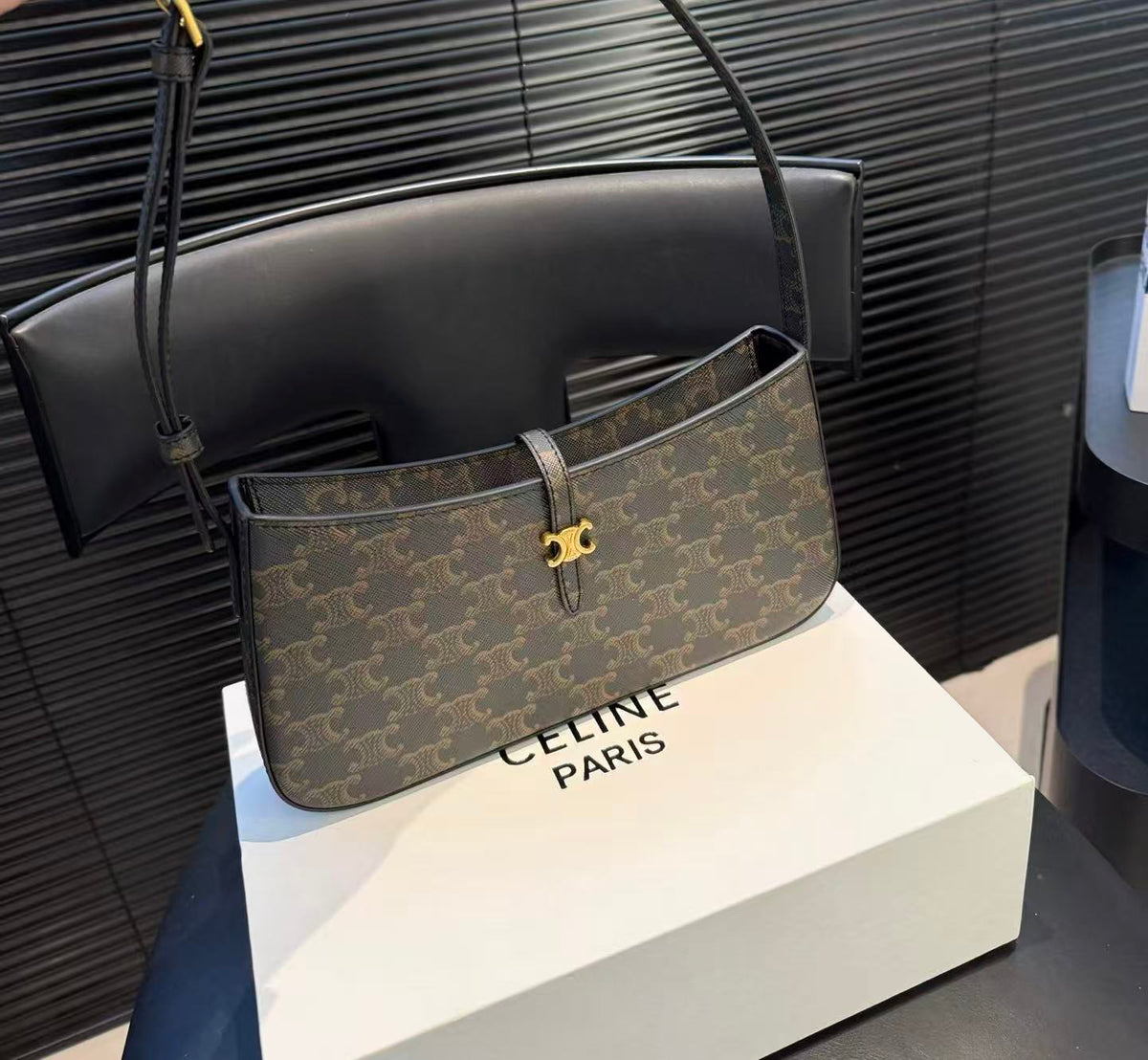 CELINE Brown Underarm Bag