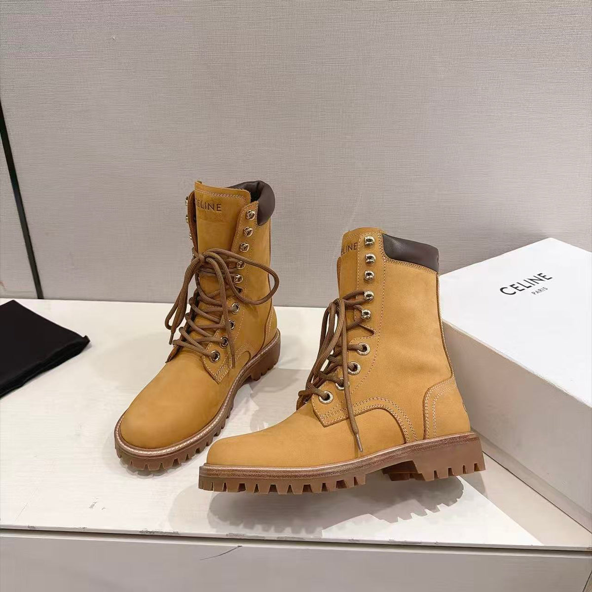 CELINE KURT Hiking Boots — Yellow