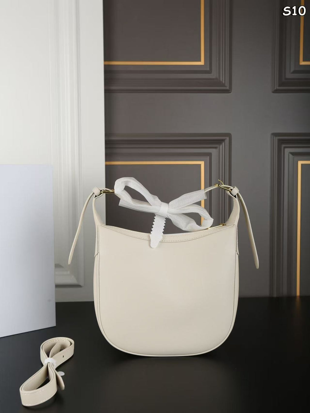CELINE Héloïse Underarm Shoulder Bag in White