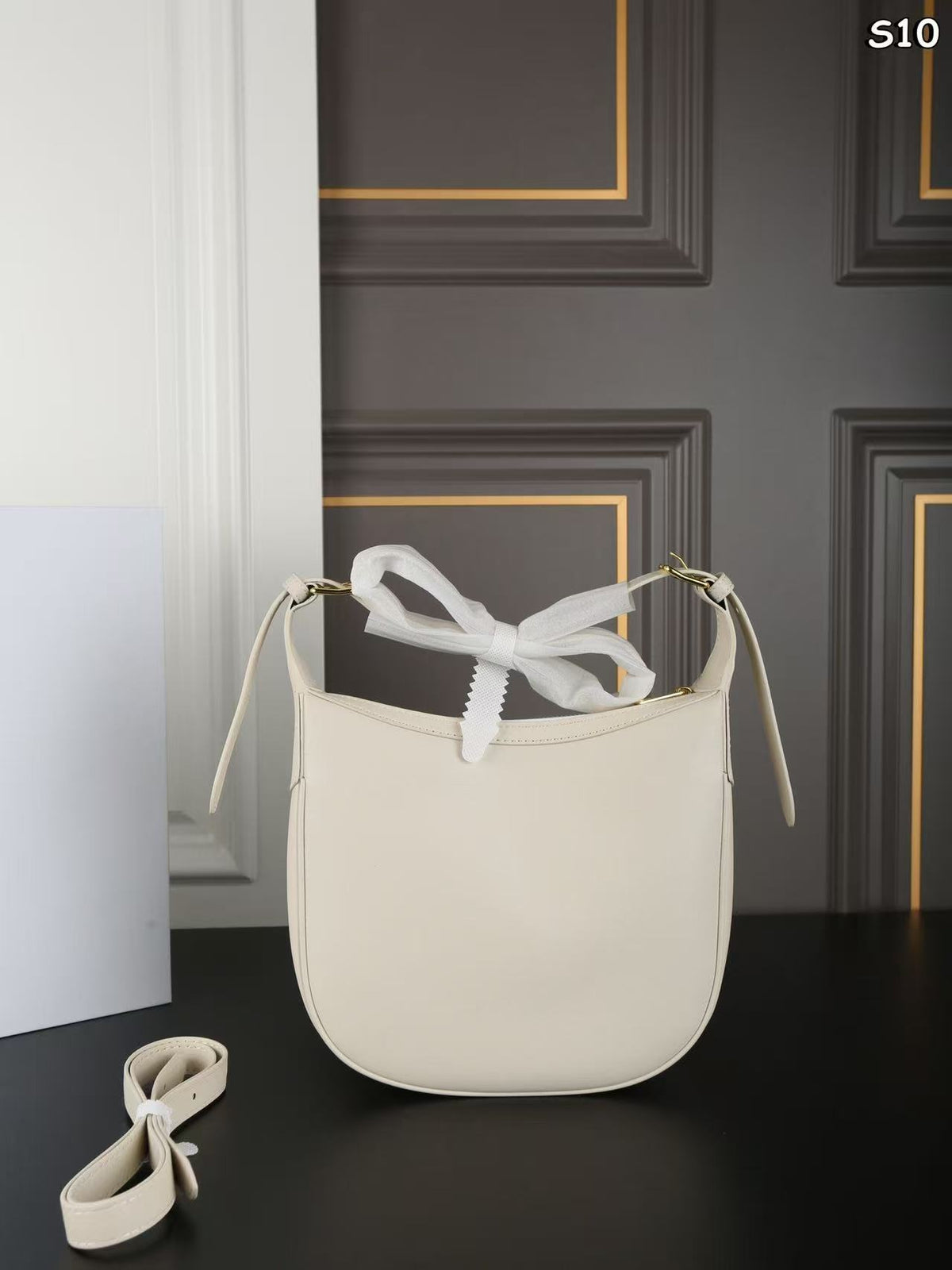 CELINE Héloïse Underarm Shoulder Bag in White