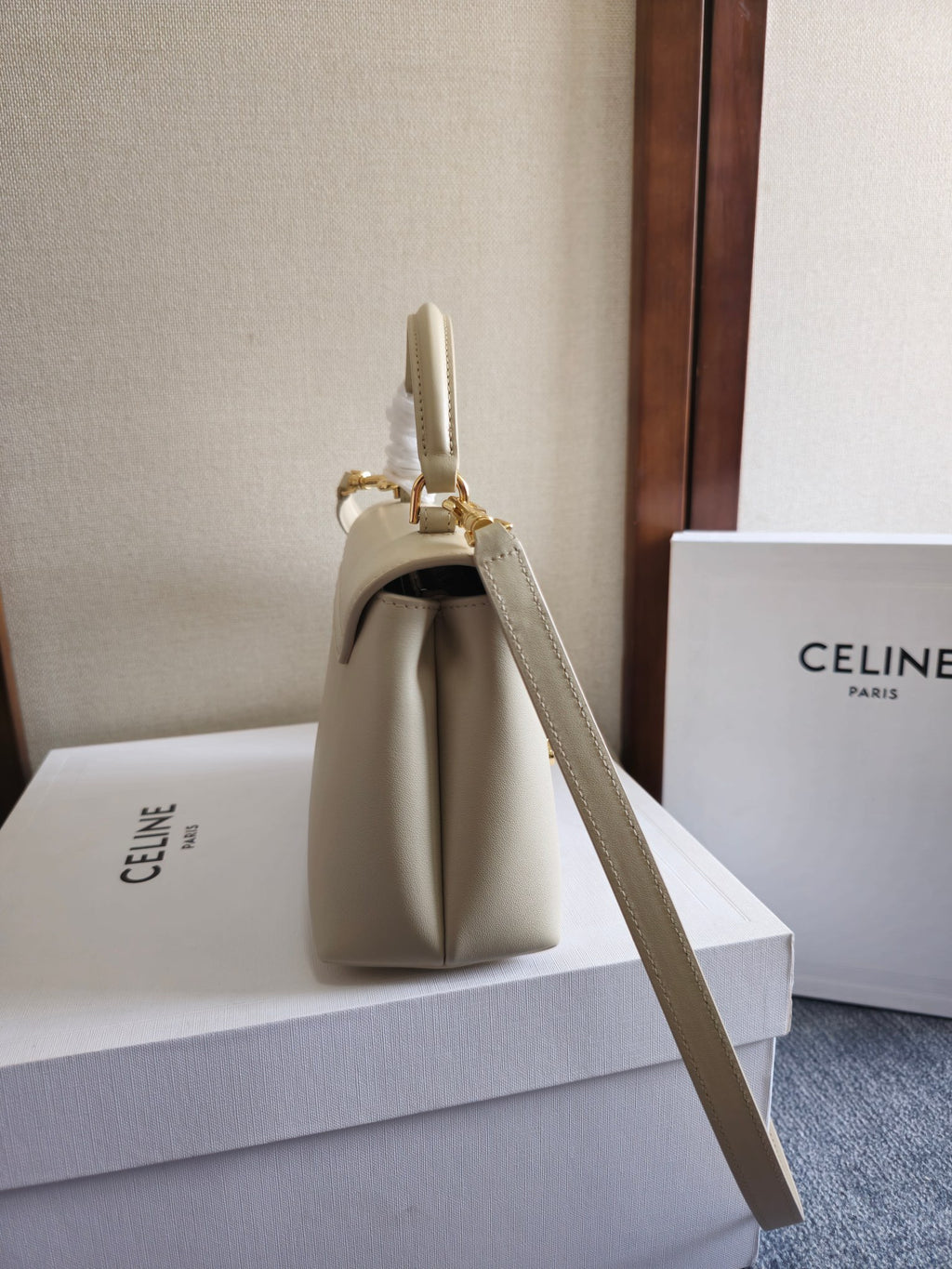 CELINE Triomphe Kelly Handbag in Light Beige