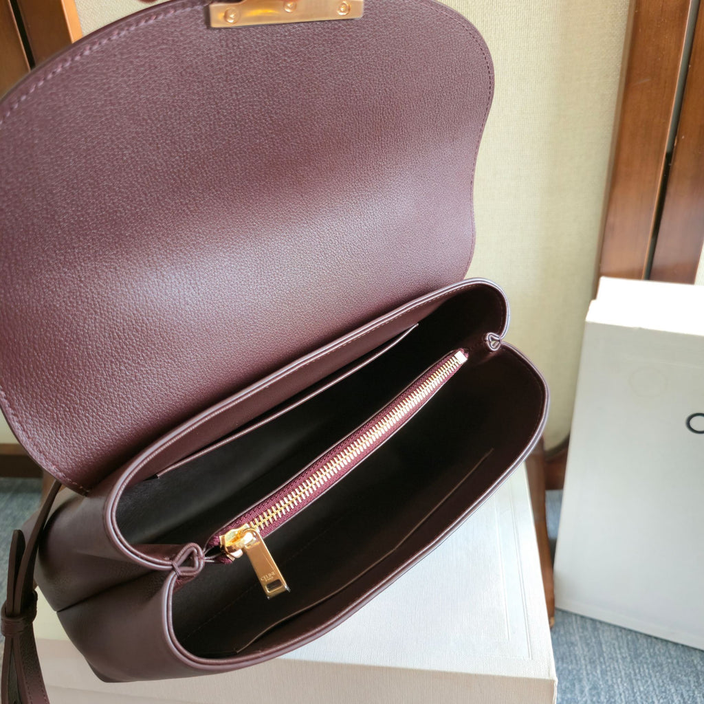 CELINE Triomphe Kelly Bag in Burgundy